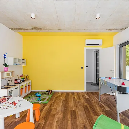 Anni Holiday home Porec