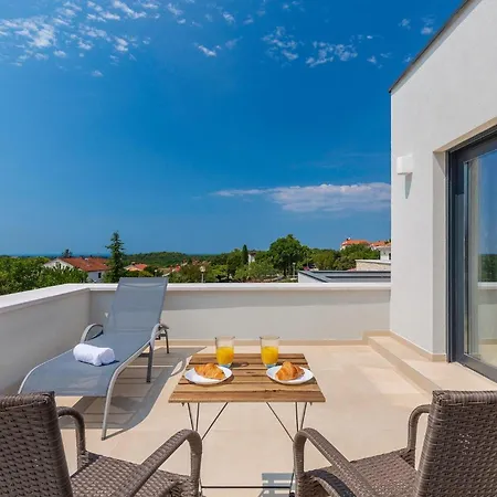 Anni Holiday home Porec