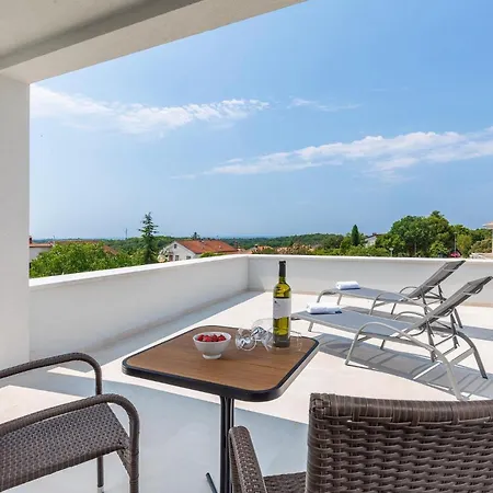 Holiday home Anni Porec