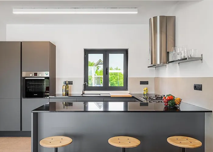 Nyaraló Anni Poreč