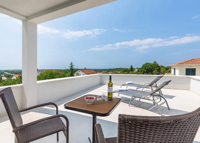 Nyaraló Anni Poreč